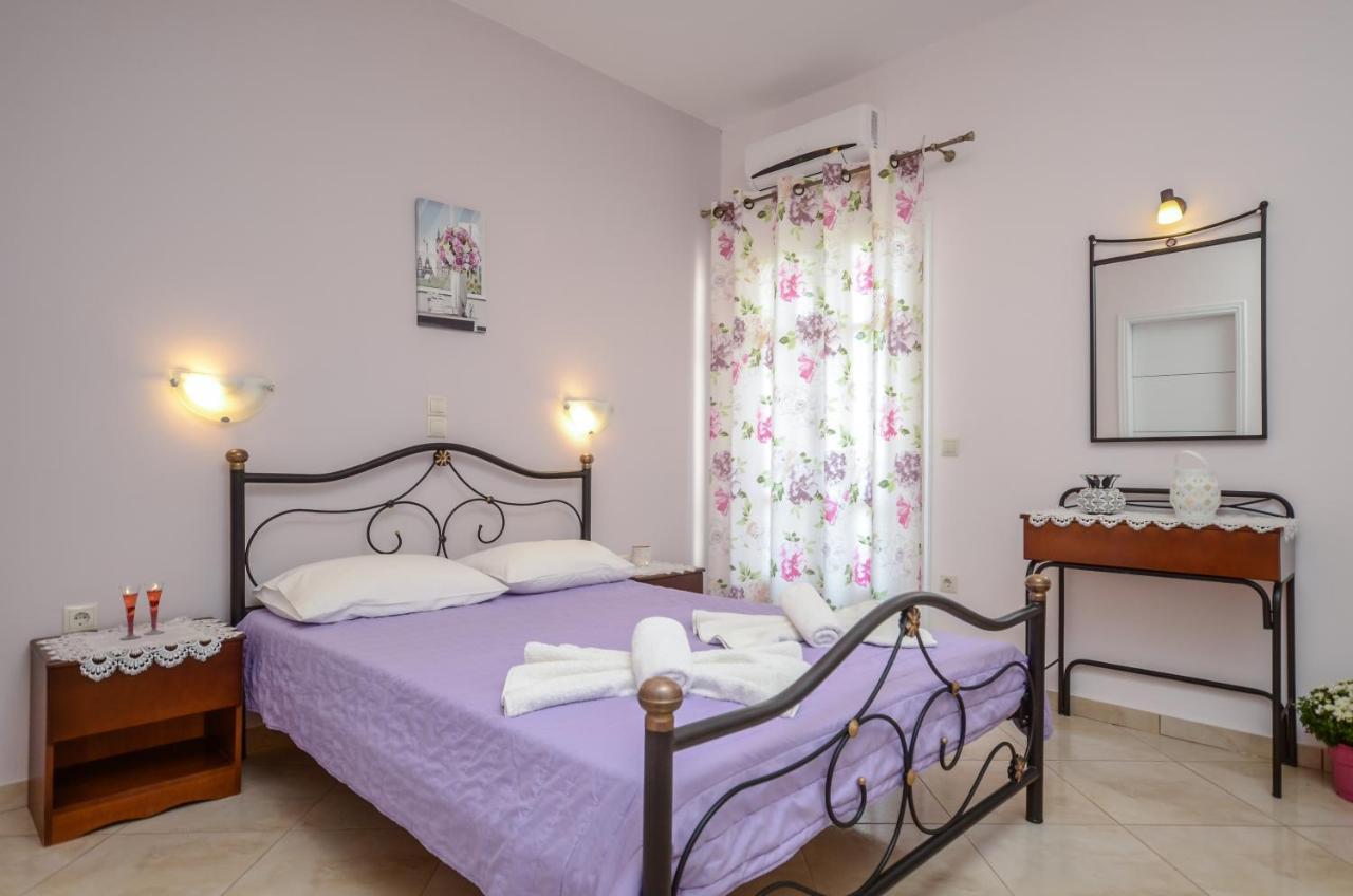 Gaitani Apartments Plaka Naxos Mikri Vigla Exterior photo